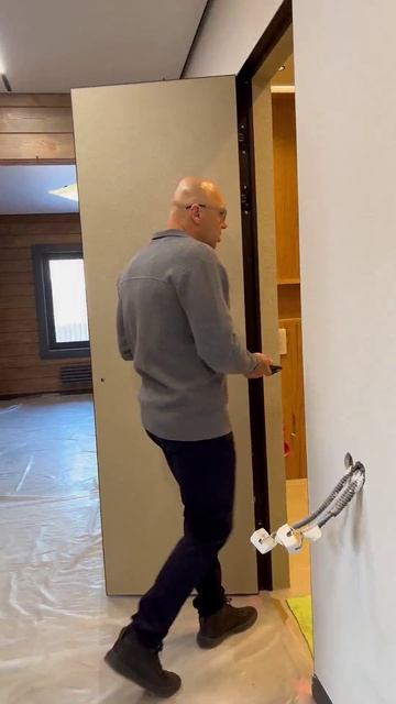 🏡 Дом из клееного бруса - это обязательно «классический деревянный» интерьер?