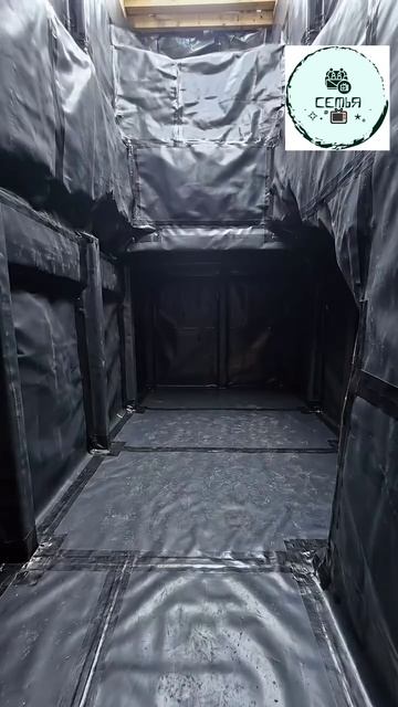 КОМНАТА ПОД ЗЕМЛЁЙ СТРОИМ УБЕЖИЩЕ