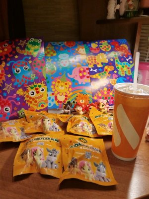 Вкусно и точка- распаковка игрушек и-гого