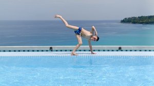 «Звёздное купание»: Как ребёнок покорил бассейн