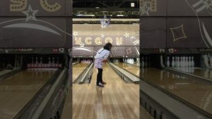 нарезки видео как я играю в боулинг в день рождения