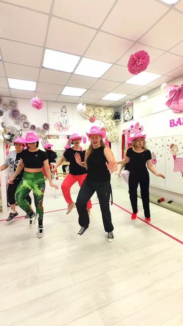 Кантри девчонки 👩🌾🔥👩🌾 /
Country Girls 👩🌾🔥👩🌾/ движ112
#движ112  #танцую #dance #country