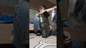 распаковка подарка на новый год