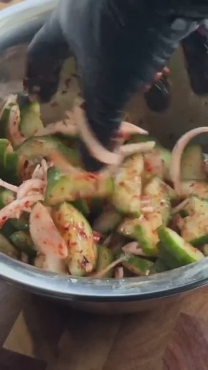 Корейская закуска из огурцов.