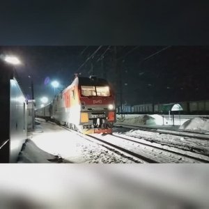 Станция Мариинск, смена локомотива поезда № 2 06.02.2026 года