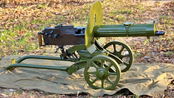 Видео-реклама моего мода Пулемет-Максима (Maxim) В Peopleplay ground