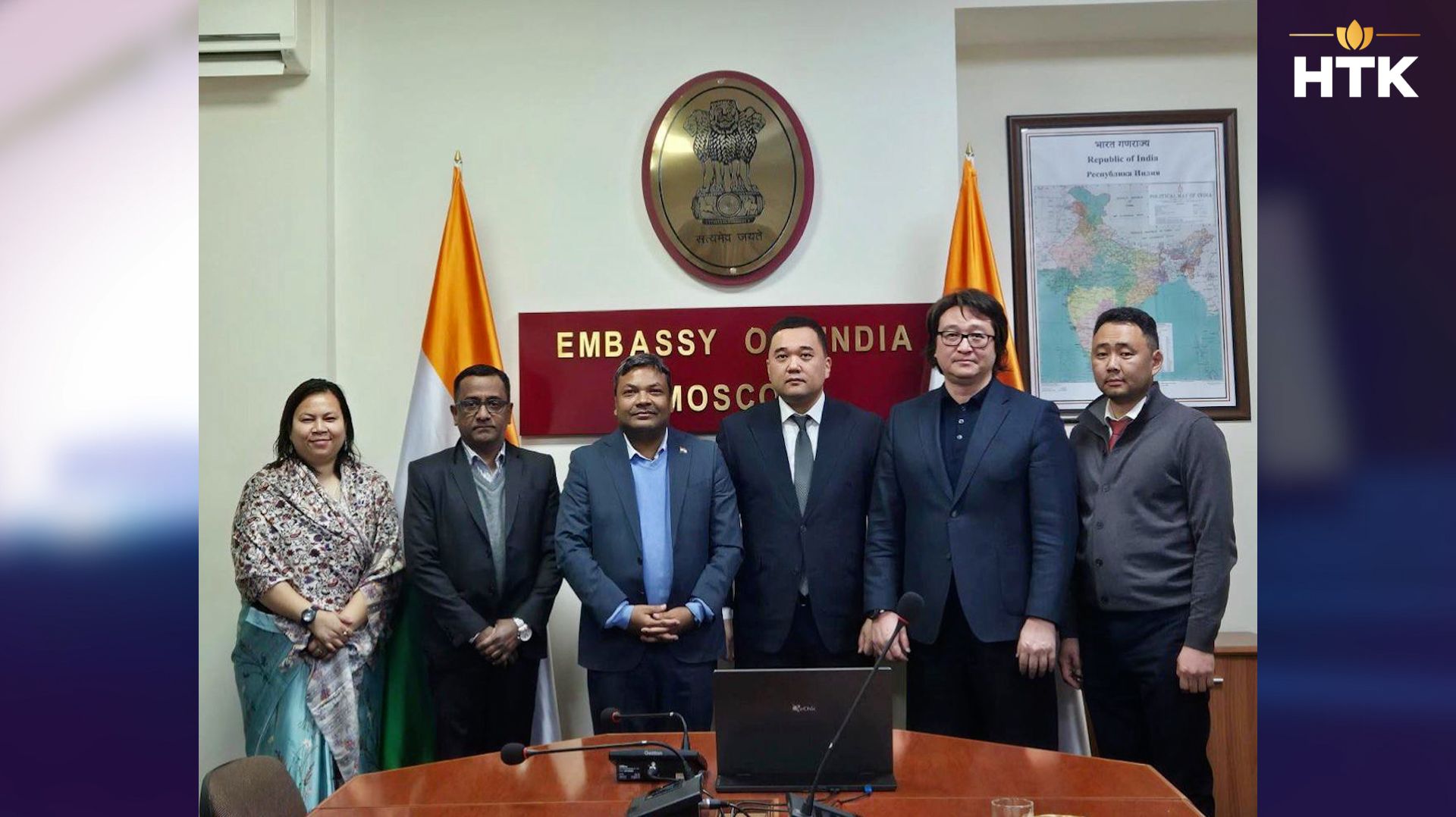 Делегация Калмыкии обсудила сотрудничество с индийской стороной в стенах дипмиссии Бхарата смотреть онлайн
