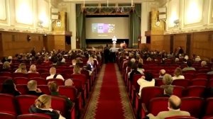 Не учите маленьких детей плавать