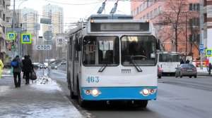 Троллейбус Екатеринбурга ЗиУ-682Г-016.02 борт. №463 маршрут 4 на остановке "Луначарского"