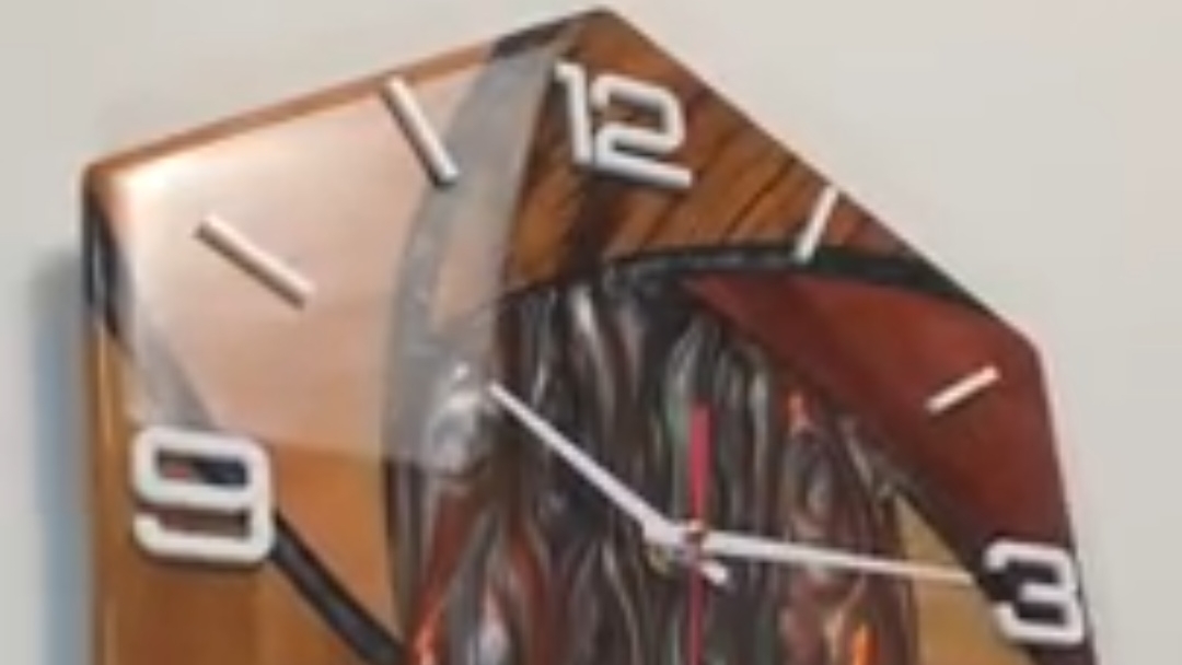 Часы смотреть онлайн