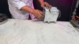 Восстановление классического мотоцикла 60-летней давности как новый