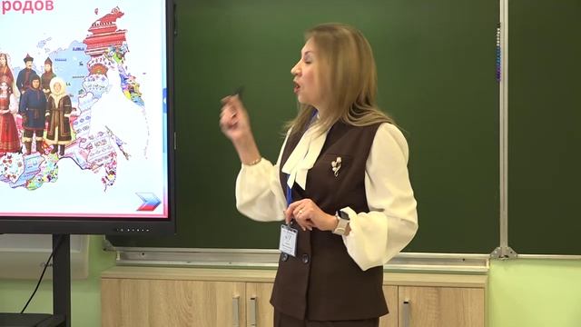 В Сердобском районе выбрали лучшего учителя.mp4 смотреть онлайн