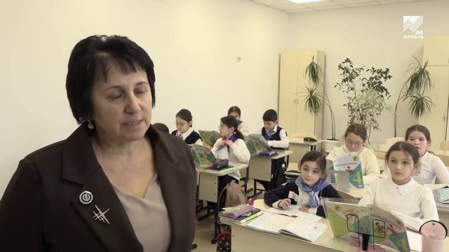 Школа в Первомайском справляет новоселье после капремонта смотреть онлайн