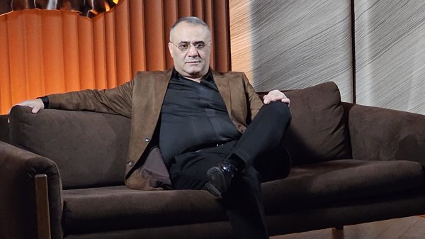 Ашот Аракелян-Achqeris Mej-Աչքերիս Մեջ