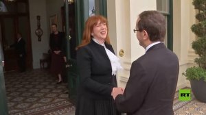 شاهد.. محتجون يستقبلون الرئيس الإسرائيلي بكتابة جدارية معادية له في ملبورن الأسترالية