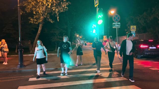 НОЧНАЯ ЖИЗНЬ МОСКВЫ ✨ Огни и ритмы вечерней столицы смотреть онлайн