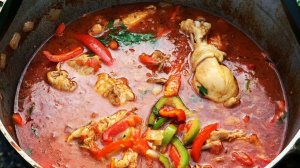 ПРИШЛИ ГОСТИ И СЪЕЛИ ВСЁ ЧАХОХБИЛИ. РЕЦЕПТ ИЗ ДОМАШНЕЙ КУРИЦЫ В КАЗАНЕ. #рецепты #чахохбили #курица