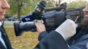 Микробы есть даже на бороде. На Первом канале врач-дезинфектолог «Добролов» про микробы