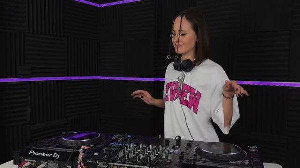 Qtee Rue  - Afro House   DJ MIX 02