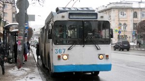 Троллейбус Екатеринбурга БТЗ-5276-01 борт. №367 маршрут 3 на остановке "Гостиница Центральная"