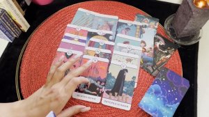 Его мысли, чувства, действия. Гадание на Таро