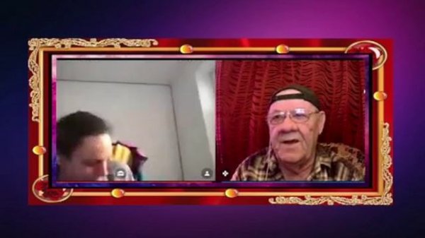 Непризнанный гений в конуре.