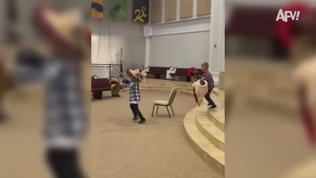 America′s Funniest Home Videos. Best Fails of the Week 🤣 Funniest Fail Videos смотреть онлайн