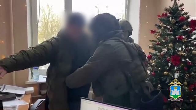 В Орле сотрудники полиции выявили факт получения незаконного денежного вознаграждения