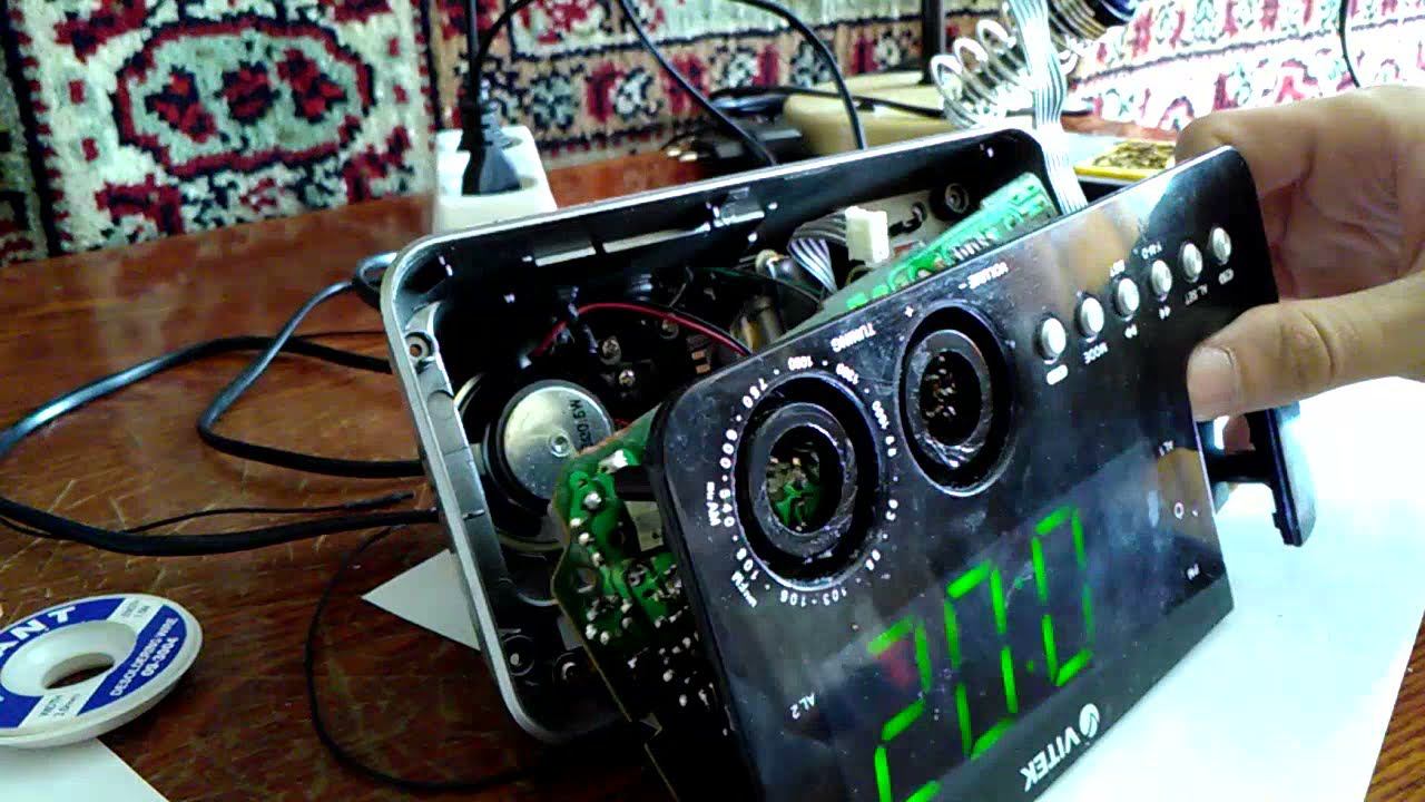 Ремонт радиобудильника Vitek VT-3514