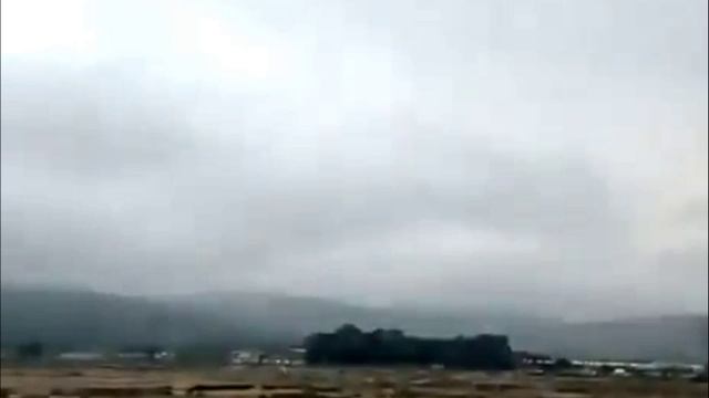 Удар молнии с близкого расстояния в провинции Чили смотреть онлайн