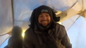 ТОННА РЫБЫ! КУДА СТОЛЬКО ЛОВИТЬ! Первый лед 2025. Зимняя рыбалка