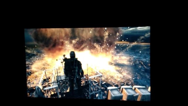 Ракеты летят в игре Метро 2033 смотреть онлайн