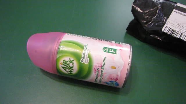 Осторожно. Освежитель AIR Магнолия и Вишня. смотреть онлайн