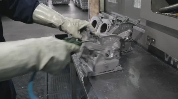 Завод по производству бензиновых генераторов в Китае.