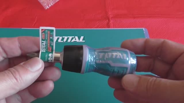 Отвертка TOTAL TACSDS1726 смотреть онлайн