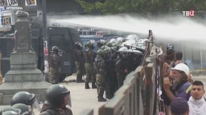 В столице Аргентины митинг завершился столкновениями с полицией