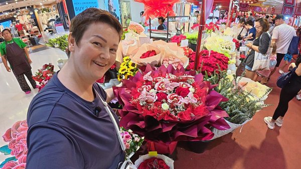 Паттайя утопает в ЦВЕТАХ! Как в Таиланде отмечают День Валентина и Китайский Новый Год! ЦЕНЫ Влог