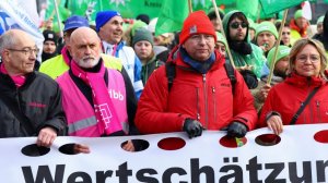 Масштабные протесты вспыхнули в Германии и Испании