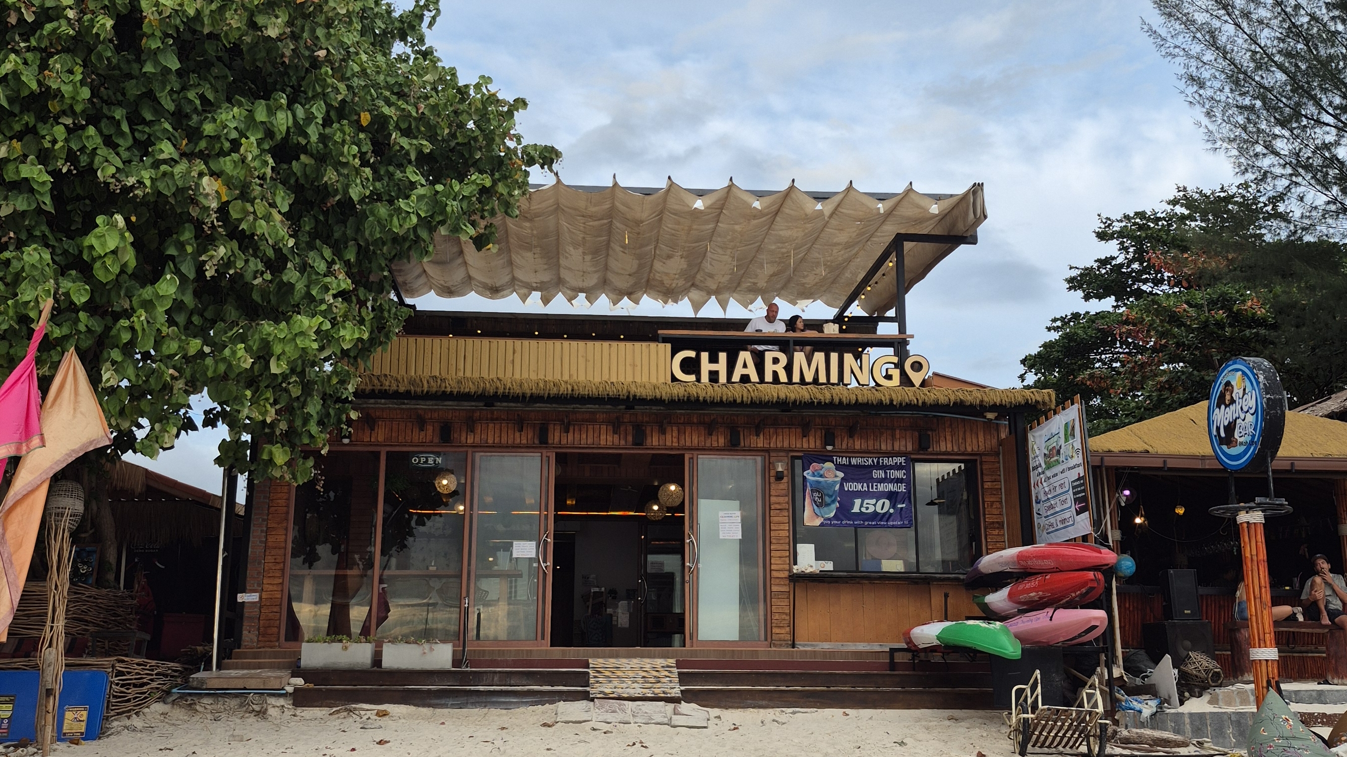 3 часть. Обзор отеля смотреть онлайн