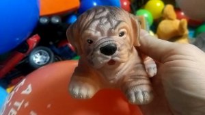 бассейн с игрушками