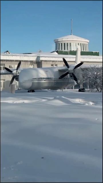 На вечном приколе,.. Он так хотел летать!.. смотреть онлайн