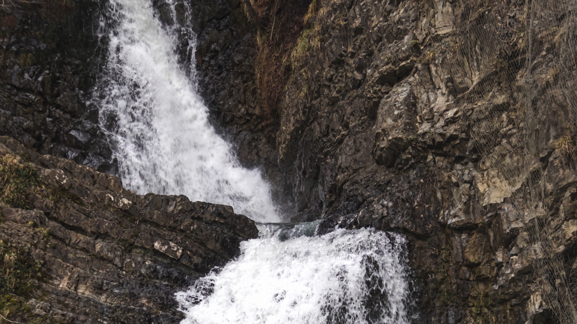 Змейковские водопады смотреть онлайн
