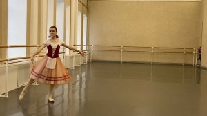 П.Гертель. Вариация Лизы из балета "Тщетная предосторожность". Исп. Серафима Некрасова
