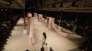 Показ коллекции Henrik Vibskov осень-зима 2024-2025