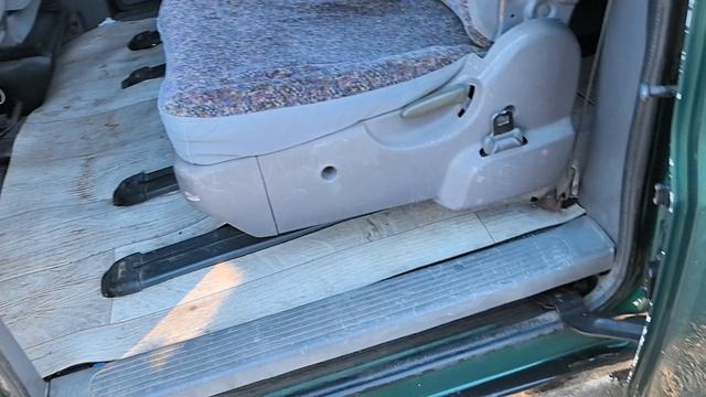 Kia Carnival смотреть онлайн