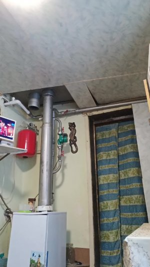 собираю новый стол на кухне