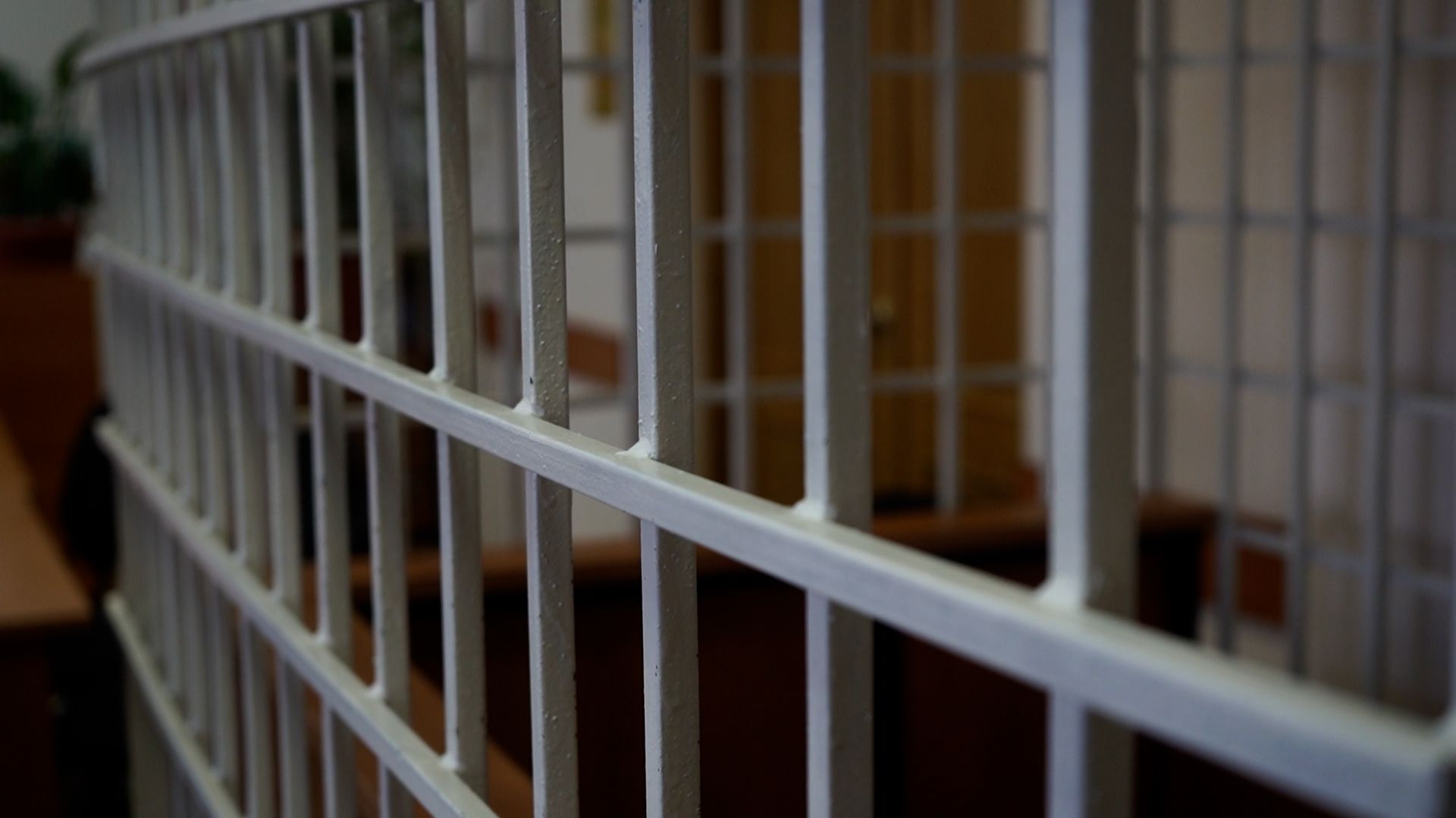 ВЗЯТКА ЗА АККРЕДИТАЦИЮ смотреть онлайн