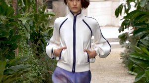 Показ женской коллекции Zimmermann весна-лето 2023