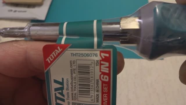 Отвёртка TOTAL THT2506076 смотреть онлайн