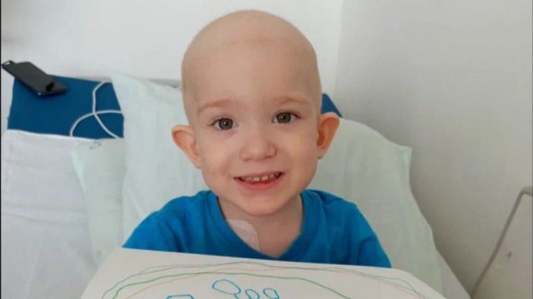 На Пятом канале акция «День добрых дел» для трехлетнего Артема